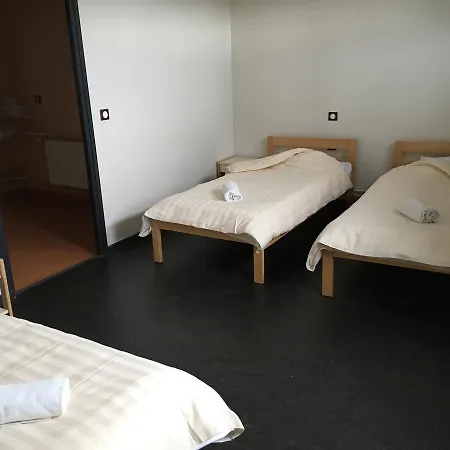 L'escale Hostel *